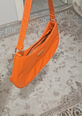 Turuncu Parlak Fermuarlı Kadın Çantası - Görsel 2