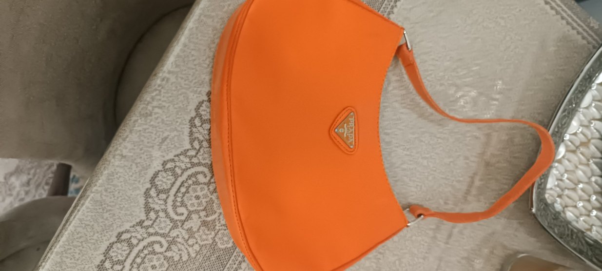 Turuncu Parlak Fermuarlı Kadın Çantası - Görsel 3