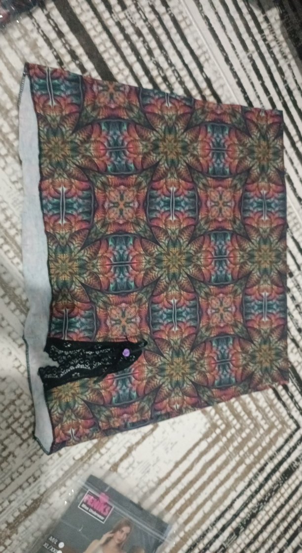 Dantel Detaylı Bohem Desenli Kolsuz Mini Bluz - Görsel 2