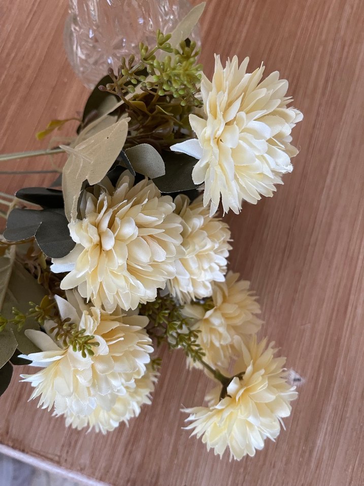 Bej çiçek 3 tane fiyat teki için geçerli - Görsel 2