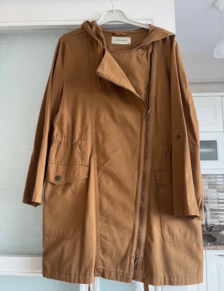 Bej Uzun Süet Düğmeli Hamile Kabanı - Görsel 3