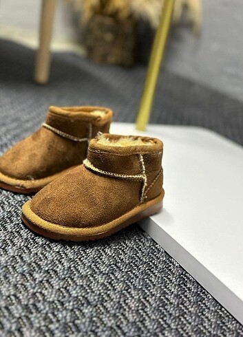 31 Beden Cocuk ugg. 21/35 arasi.mevcuttur