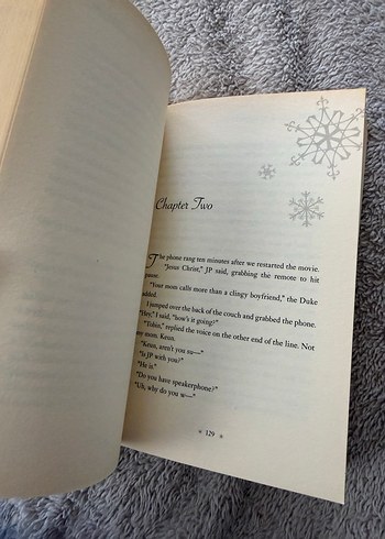 İngilizce Roman - Let It Snow - Üç Tatil Romanı - Görsel 4