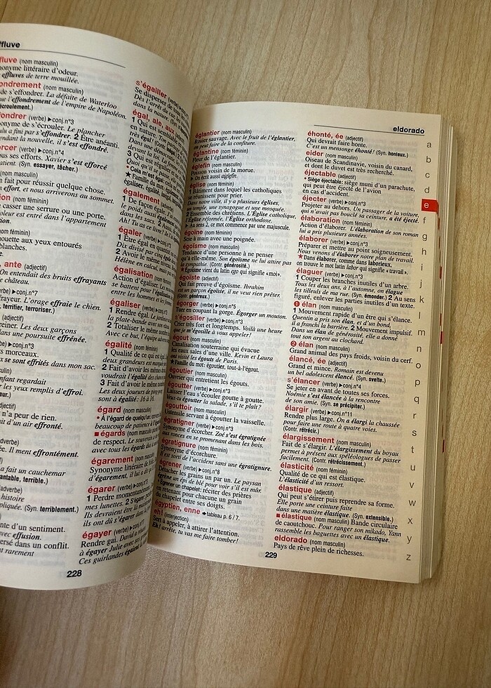 Hachette Fransızca Sözlük - Görsel 4