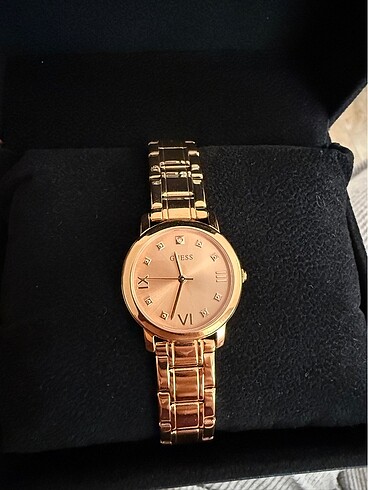 Guess Pırlantalı Rose Gold Kadın Kol Saati