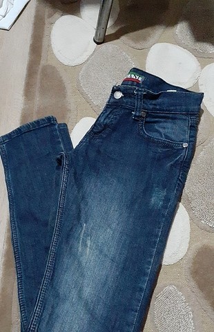 27 Beden Armanı Jeans