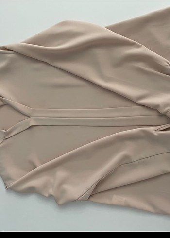 Bej V Yaka Kadın Gömlek - Görsel 3