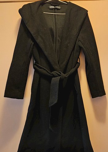 Zara Siyah Kuşaklı Kaban