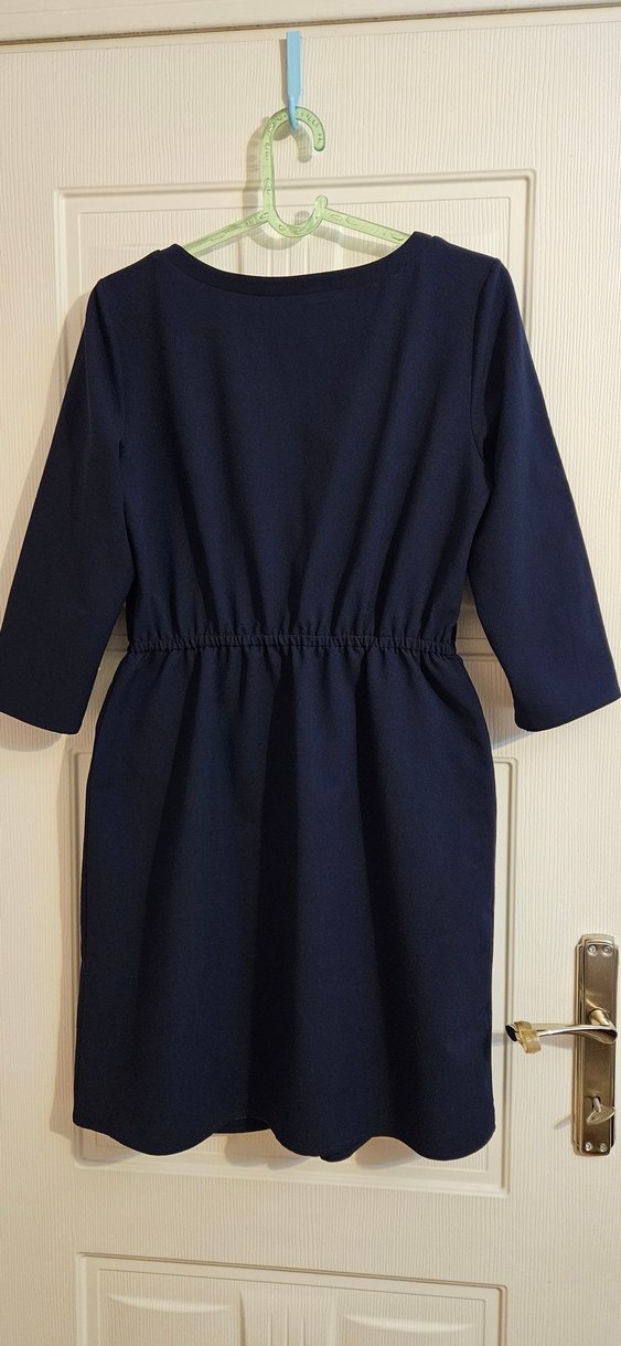 Zincir Detaylı Lacivert Kadın Elbise - Görsel 4