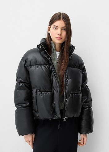Bershka Viral Suni deri mont.