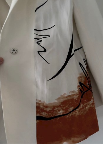 Baskılı Uzun Beyaz Kadın Blazer - Görsel 3