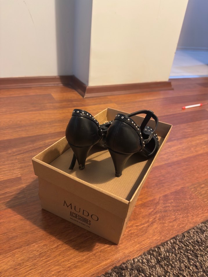 Kadın Siyah Topuklu Ayakkabı - Görsel 4