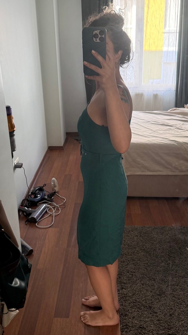 Yeşil Uzun Askılı Kemerli Kadın Elbise - Görsel 4