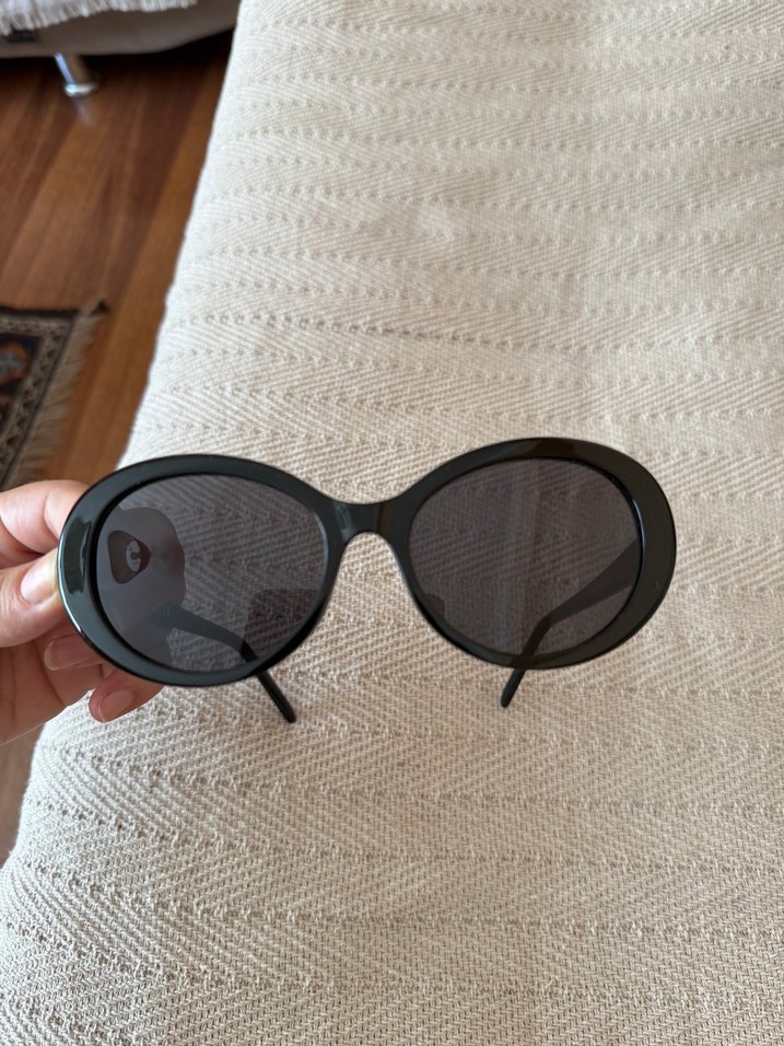 Siyah Kadın Güneş Gözlüğü - Görsel 3