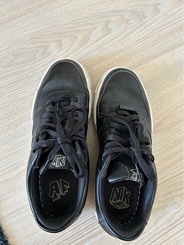 40 Beden siyah Renk Nike air force