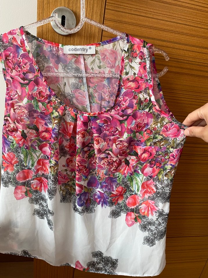 Dantel Detaylı Pembe Çiçekli Bohem Bluz - Görsel 2