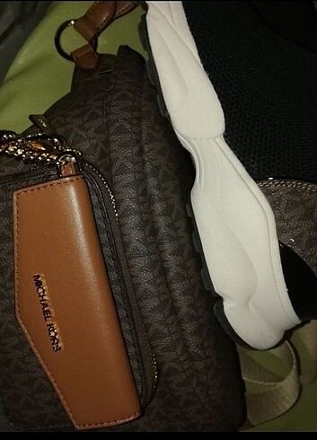 Michael Kors Michail Kors 0ürün ler 
