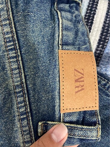 34 Beden lacivert Renk Zara koyu mavi jean