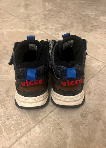 Spor ayakkabı bot - Görsel 2