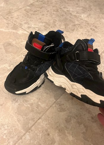 Spor ayakkabı bot - Görsel 4