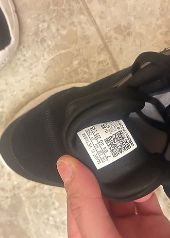 Siyah Adidas spor ayakkabı - Görsel 4