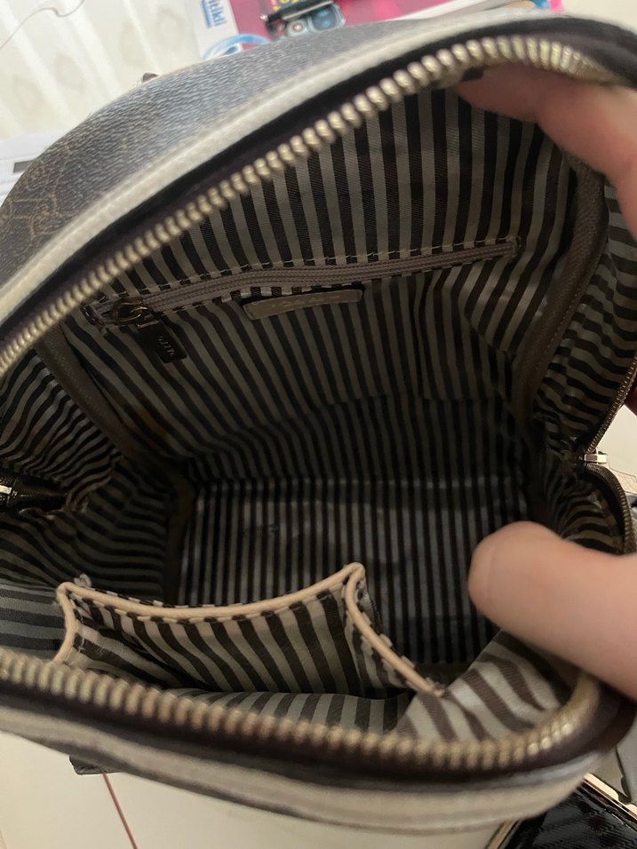 Vakko Kahverengi Deri Sırt Çantası - Görsel 4