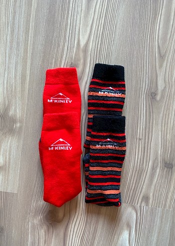 Erkek Çocuk Çizgili Kırmızı Çorap Seti - Görsel 2