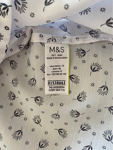 m Beden Marks & Spencer beyaz rengi bluz M bedeni sıfır ürün