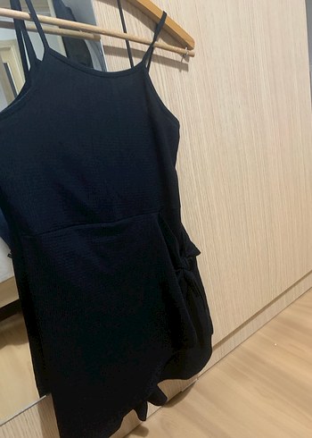 Siyah Midi Askılı Bel Detaylı Şortlu Elbises - Görsel 3