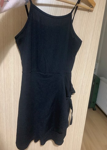 Siyah Midi Askılı Bel Detaylı Şortlu Elbises - Görsel 4