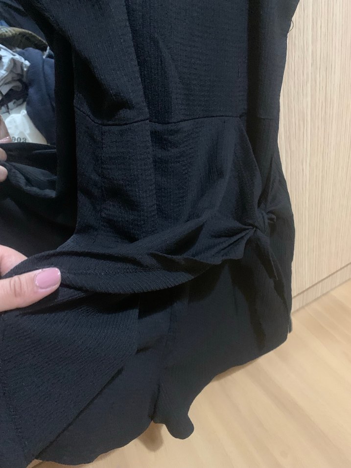 Siyah Midi Askılı Bel Detaylı Şortlu Elbises - Görsel 2