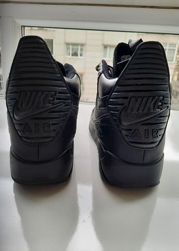42 Beden Nike bot