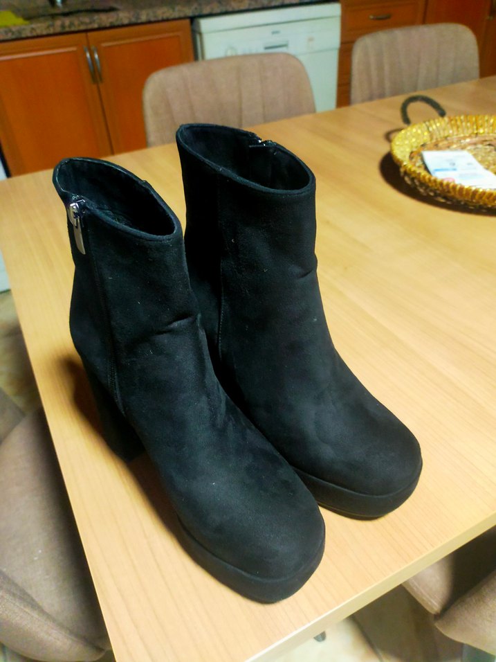 Siyah Lastikli Blok Topuk Kadın Bot - Görsel 4