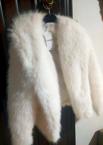 Beyaz Kürk Detaylı Midi Kadın Ceket - Görsel 2