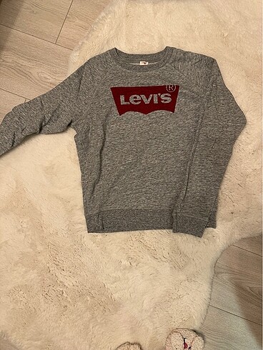 Sweetshirt