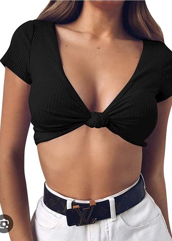 Siyah V Yaka Kısa Crop Üst