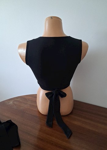 Stradivarius Kemerli Siyah kruvaze Mini Atlet