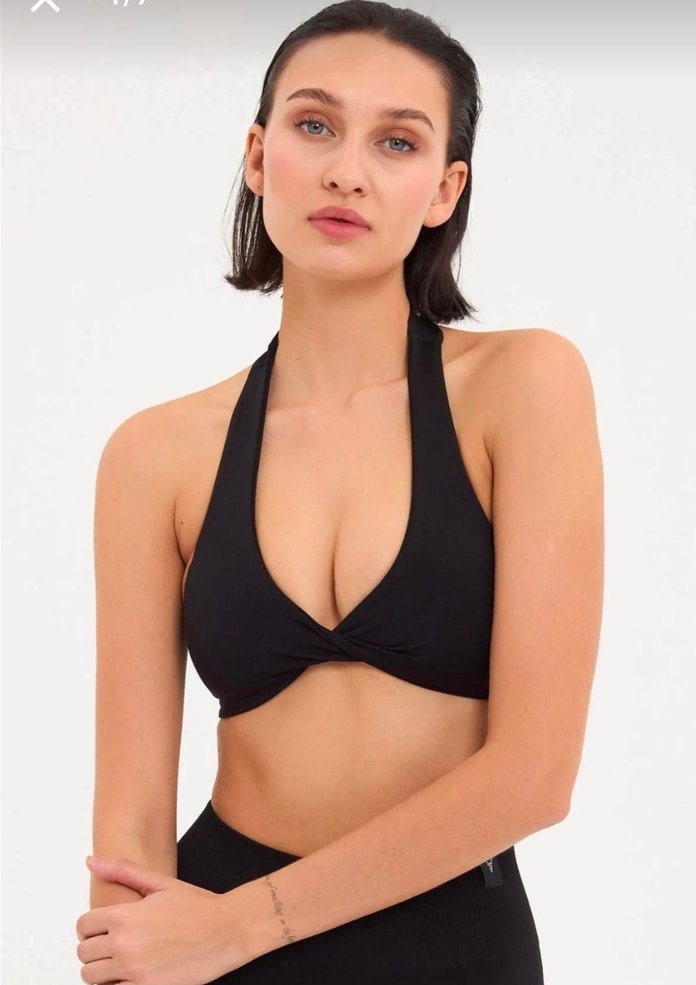 Kadın Beyaz V Yakalı Mini Spor Üst - Görsel 2