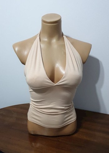 Siyah V Yaka İnce Askılı Gotik Atlet - Görsel 5