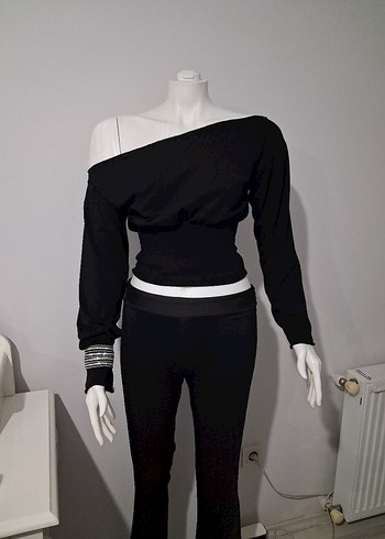 Siyah Straplez Uzun Kollu Mini Atletik Üst - Görsel 5