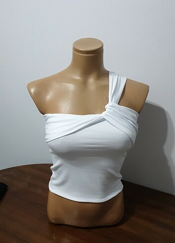 Urban Outfitters Xs.s.m.l.xl bedenleri mevcut