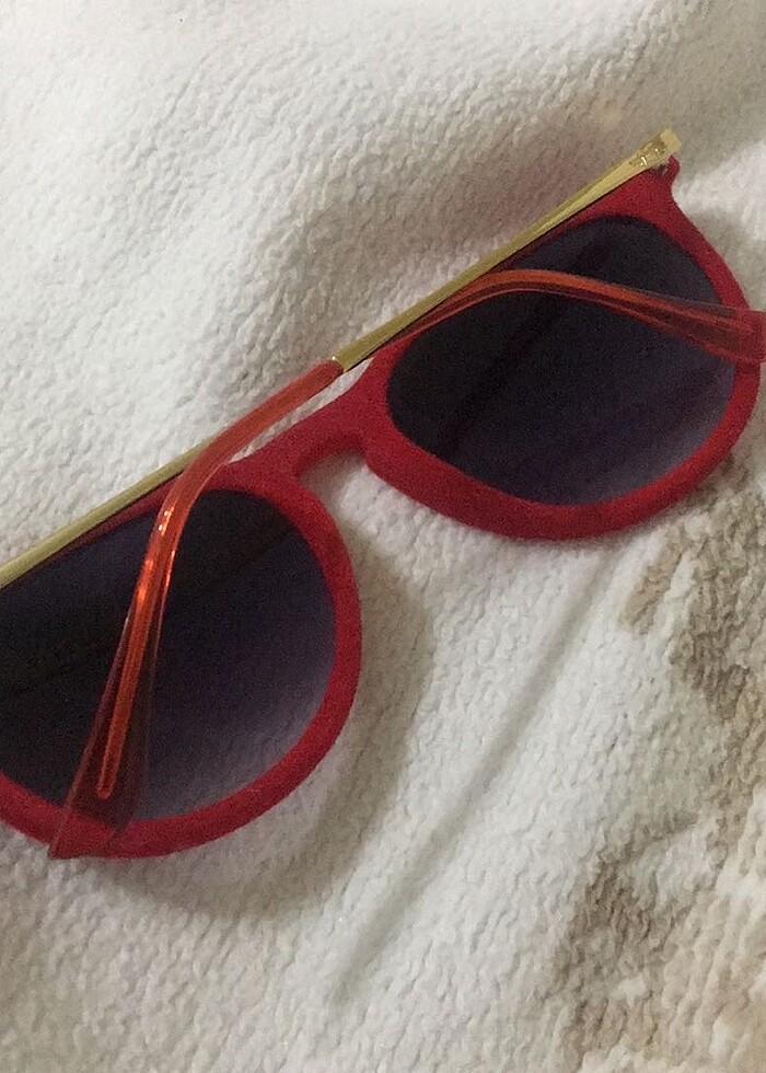 Şık güneş gözlüğü - Görsel 3