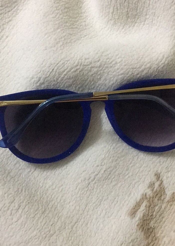 Şık güneş gözlüğü - Görsel 2