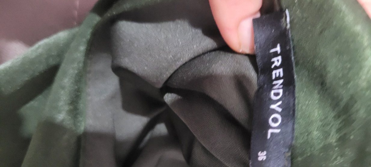 trendyol Kolsuz V Yakalı Uzun Yeşil Kadın Abiye Elbise - Görsel 4