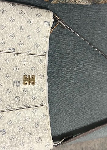 Beyaz Kadın Omuz Çantası - Görsel 4