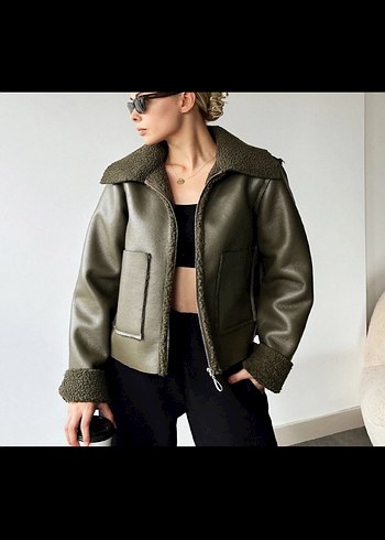 Kısa Kesim Kadın Deri Ceket Kürklü - Görsel 2