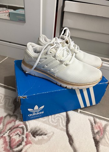 Beyaz Adidas Kadın Spor Ayakkabı