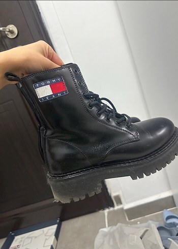 Tommy Hilfiger Tommy bot