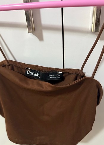 s Beden Bershka Kahverengi İnce Askılı Crop Top