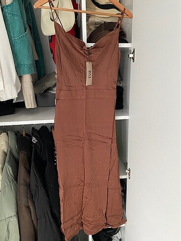 BSL FASHION Midi Saten Yırtmaçlı elbise